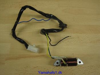 Lysspole Yamaha fs1 med komplet ledningsnet og stik.