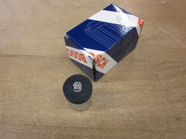 Bosch original kondensator Puch med møtrik ( Skrueudgave)