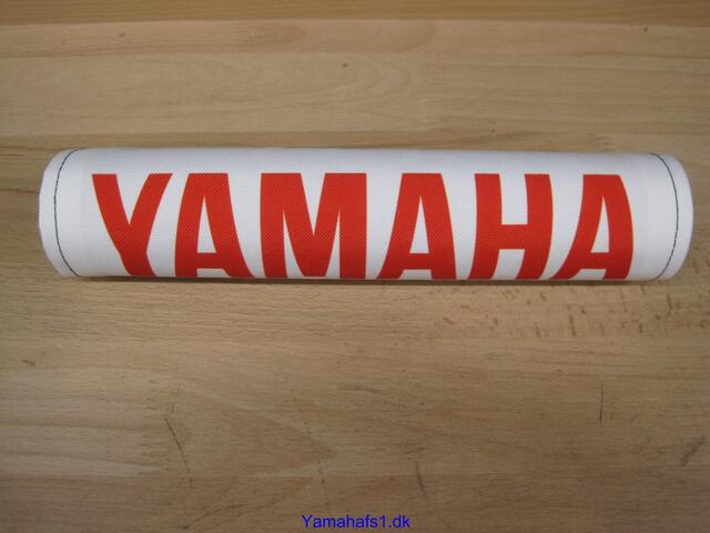 Yamaha styrpude 26cm hvid/rød