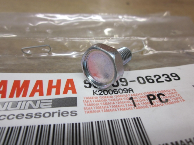 Bolt for geartrommel, Original