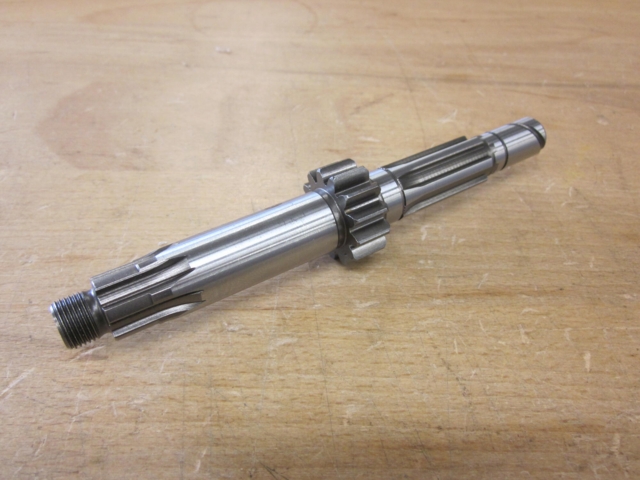 Hovedaksel 13 tands (hvor koblingen sidder på)