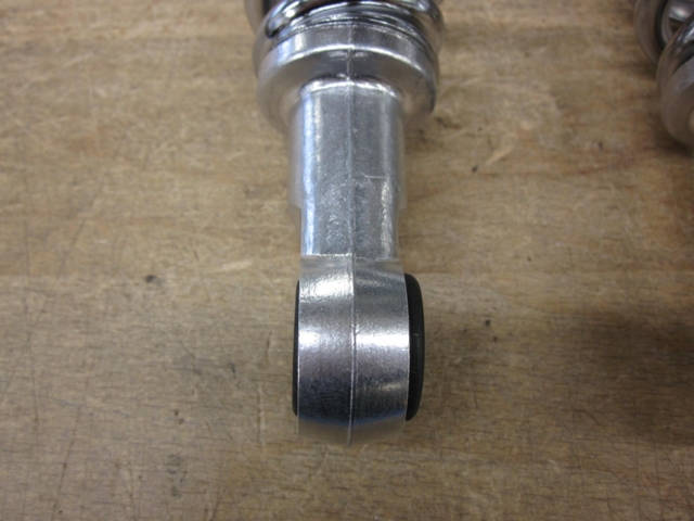 Støddæmpere ny model årg.77-78 1 sæt, repro