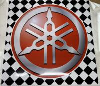 Støttebensplade med Yamaha logo, rød, for dobbel støtteben